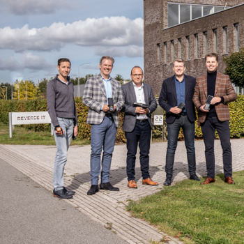 partnership Reverse IT_DNA