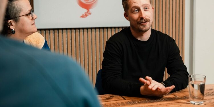 communicatieprovider-voys-neemt-verbonden-over-fotograaf-sanne-prins-bakker-2