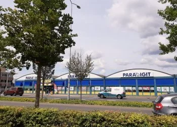 Eindhovense computerketen Paradigit sluit winkels