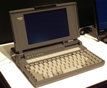 Toshiba_DynaBook_J-3100SS