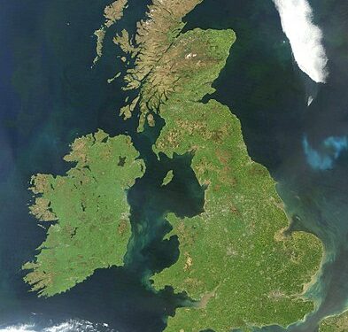 393px-MODIS_-_Great_Britain_and_Ireland_-_2012-06-04_during_heat_wave
