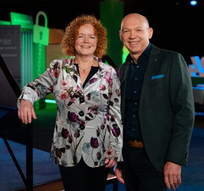 Release'24 - Sandra en Frank 007-400
