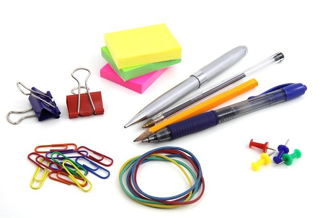 pennen papier kantoorspullen