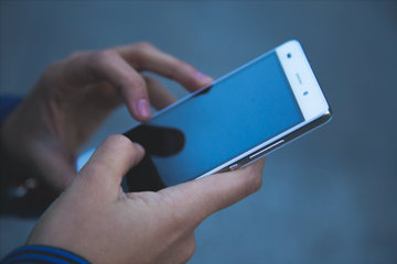 ziekenhuizen-zetten-sms-in-tegen-no-shows